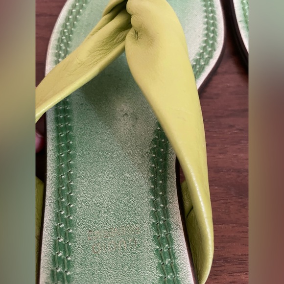 Made in Italy Lalu Green Flat Bonded Leather Sandals Size 37 - Picture 8 of 11